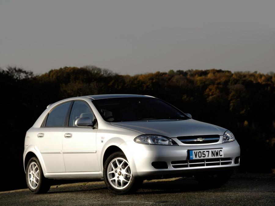  Chevrolet Lacetti Hatchback 2004 года  (UK) (фото 3 из 10)